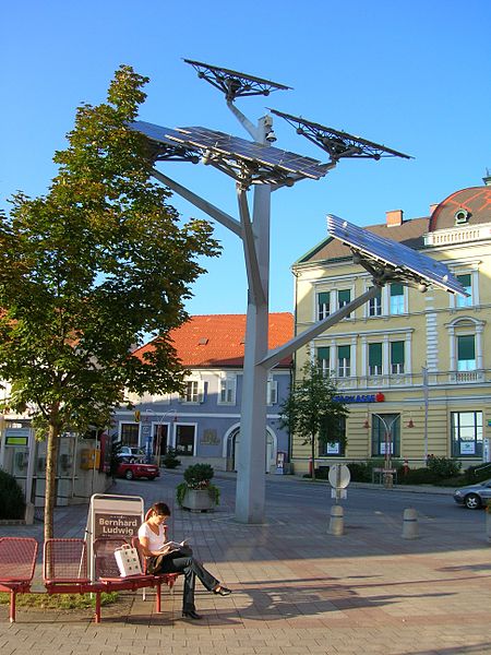 solartree_in_Gleisdorf