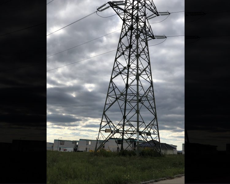 lakopark biatorbagy magasfeszültségű áram